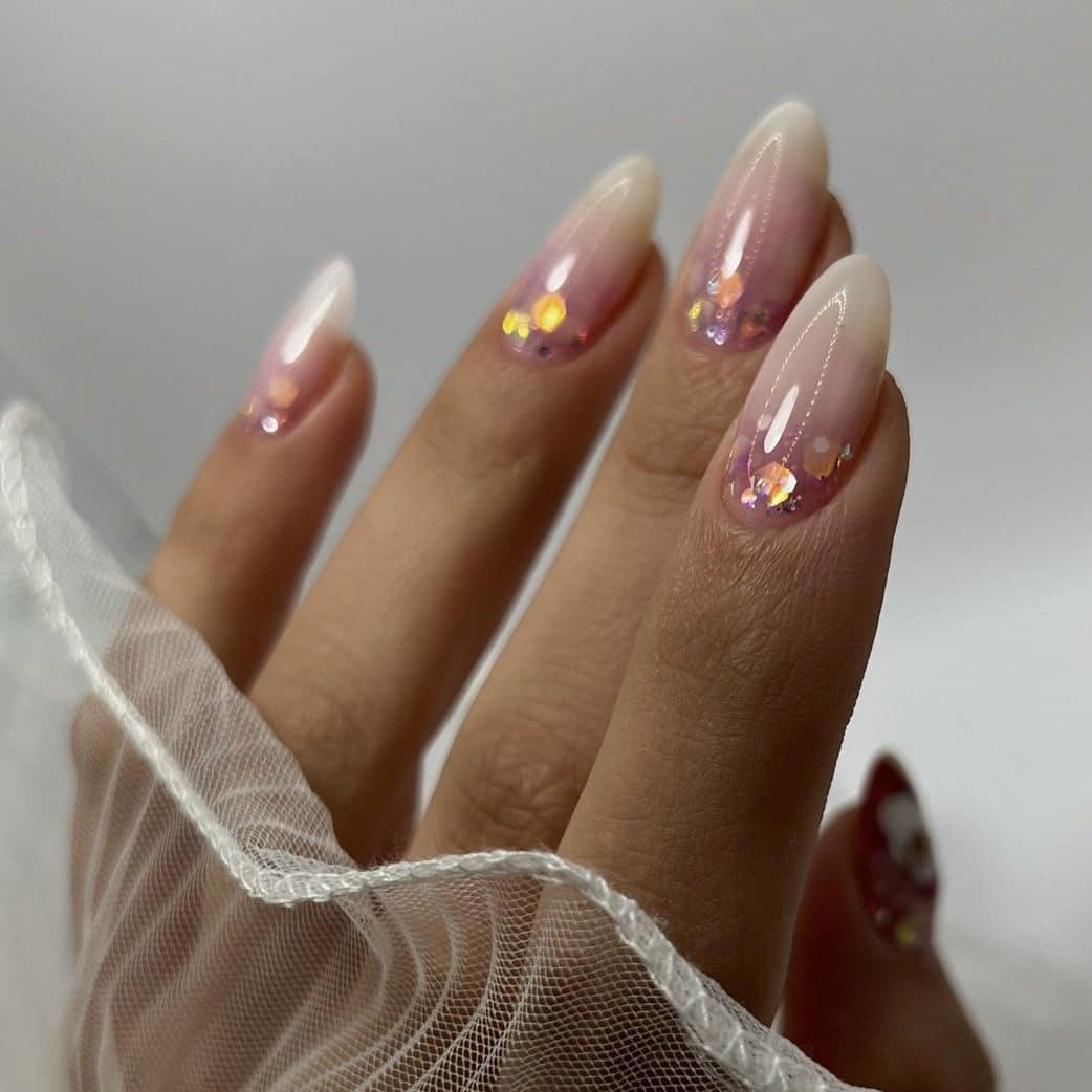 L.A. artist elevates airbrush nails with unique techniques - Los