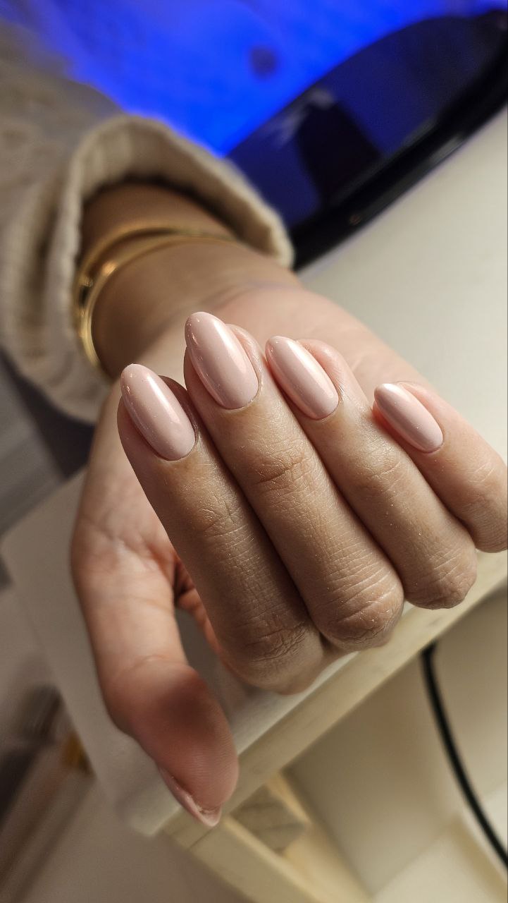 Gel polish 154 Royal Beige